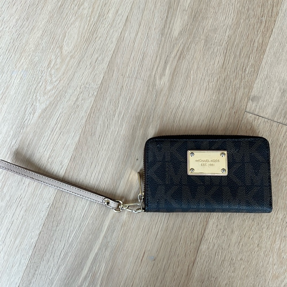 Michael Kors Wristlet Wallet – Well Loved & Functional